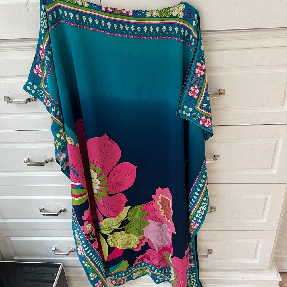 BRAND NEW! Trina Turk Theodora caftan dress